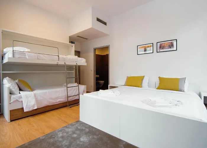 Hostal Hi - De Juventude *